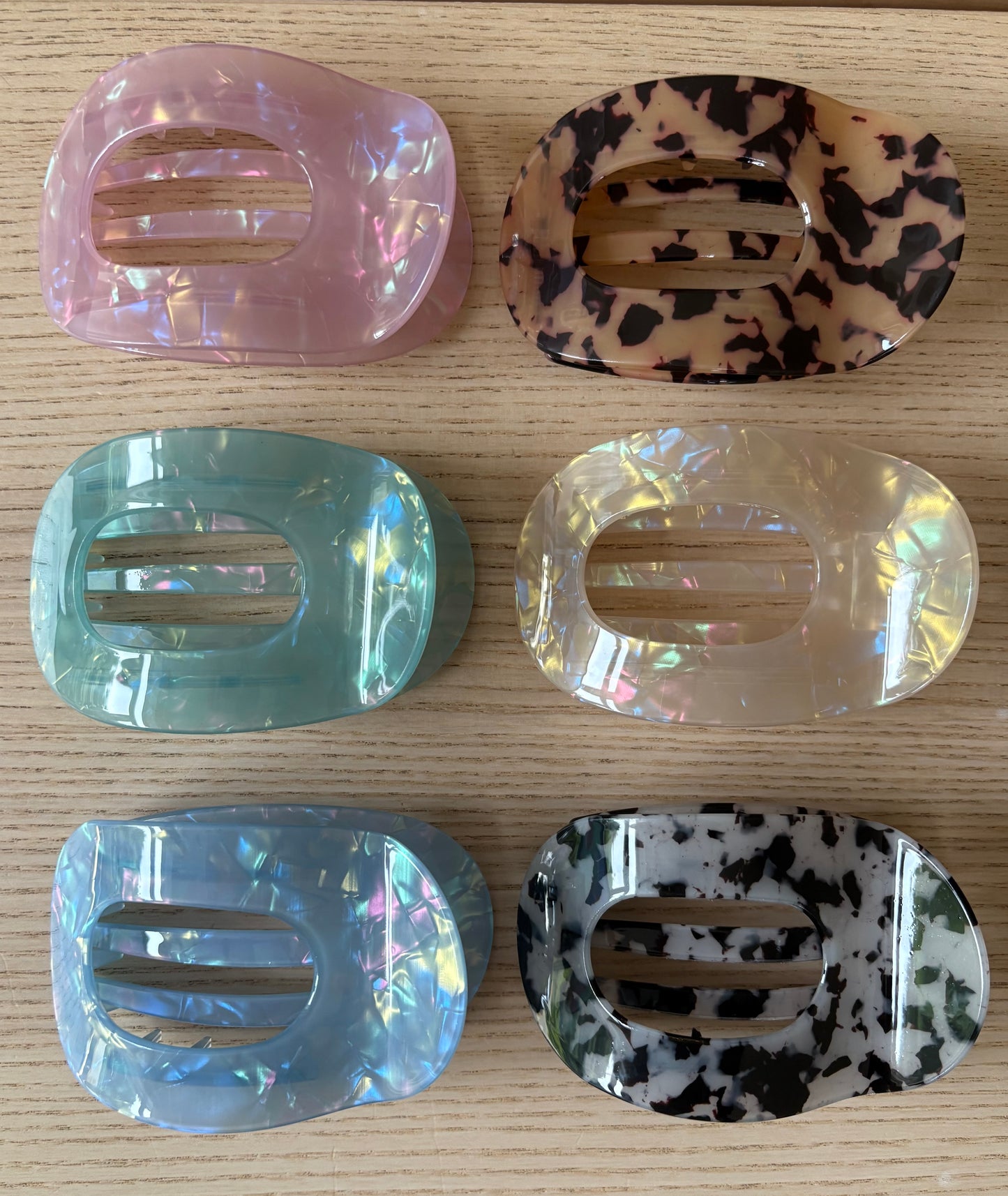 Oval Flat Hair Claw