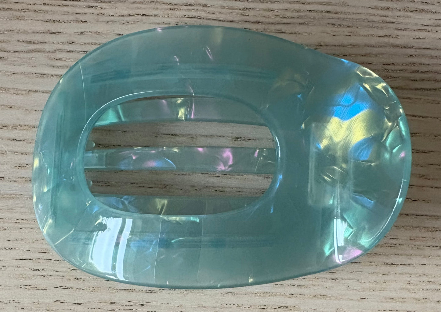 Oval Flat Hair Claw