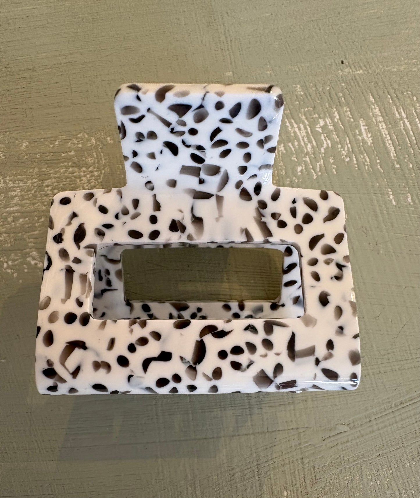 Speckle Hair Claw