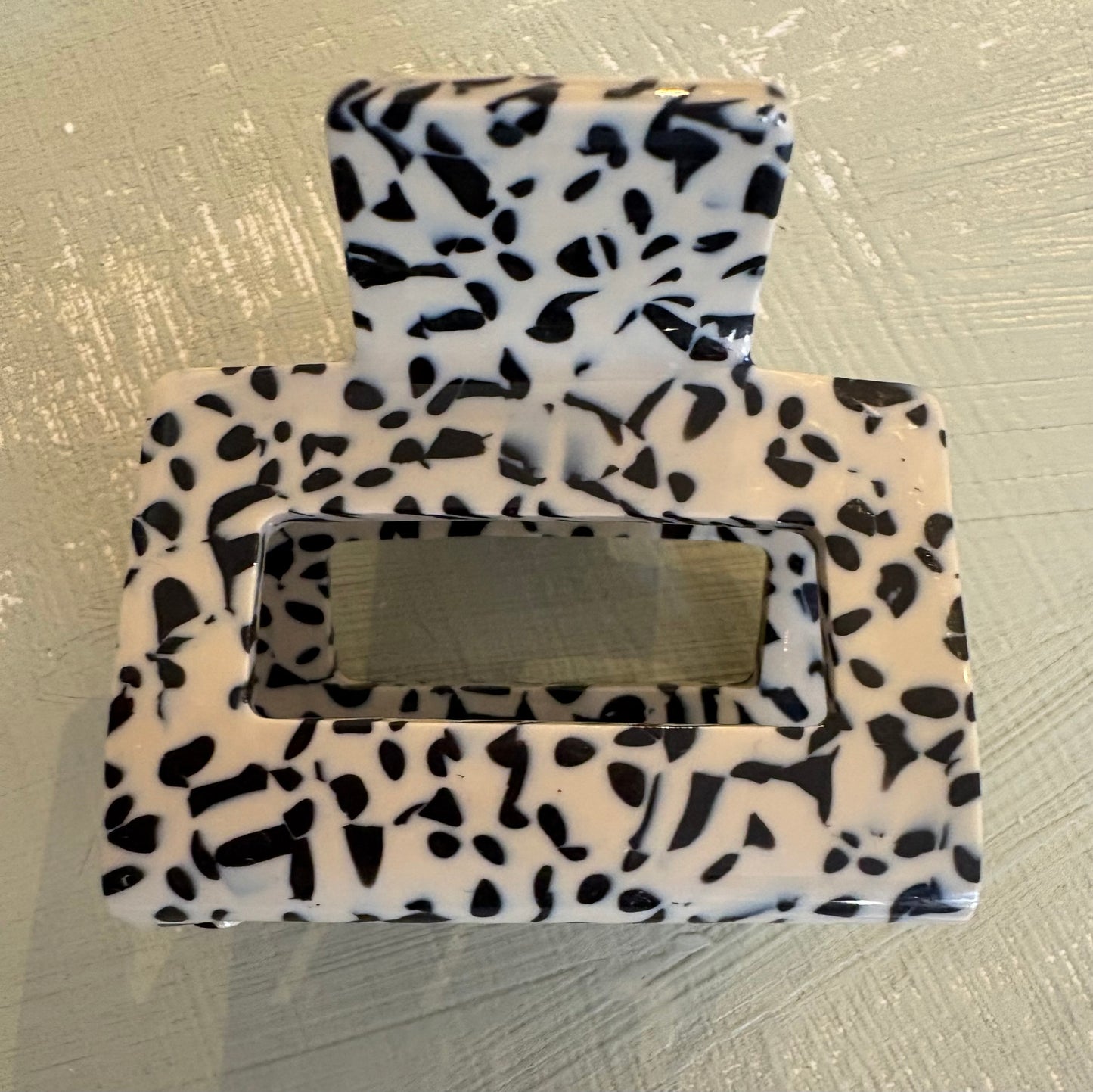 Speckle Hair Claw